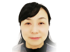 田艷（黨委副書記、總經(jīng)理）